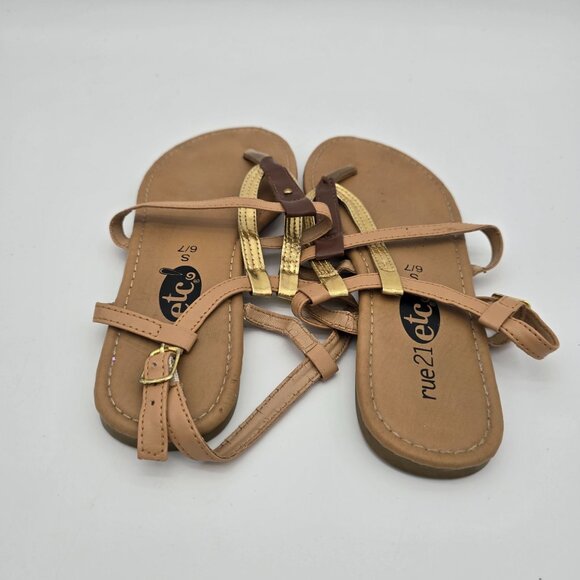 Rue21 Etc Tan Flat Sandals Size 6/7 With Gold & Brown Straps Adjustable Buckle C - Picture 3 of 8